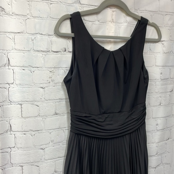 Teeze Me accordion bottom with pleated sleeveless top cocktail size 7 dr… - Picture 3 of 9